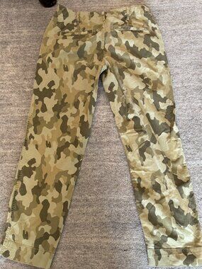 Gap High Rise Straight Khaki Camo Pants Size 2